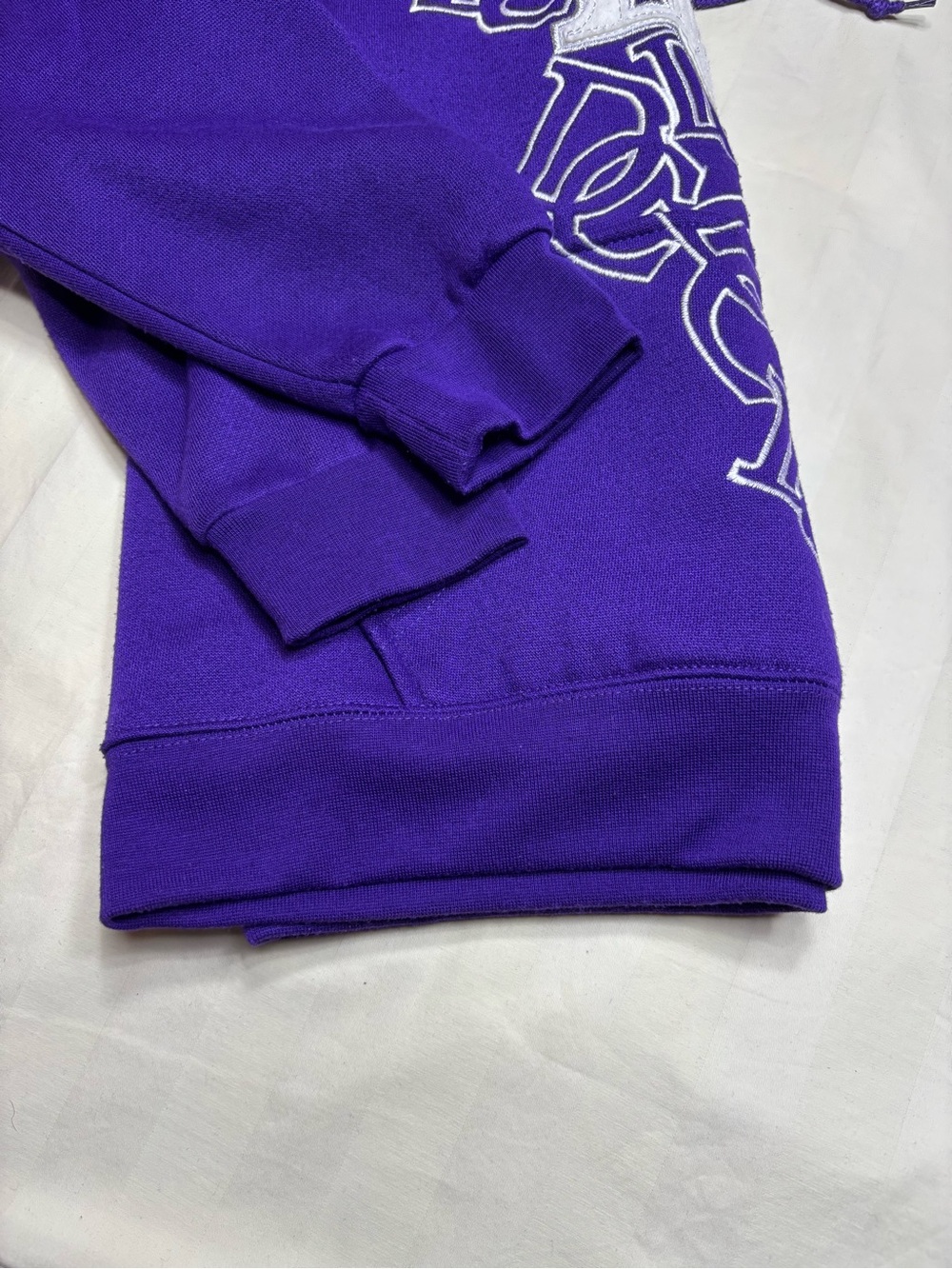 Triple Timber Purple Washington
DC Graphic Logo Hoodie XL - Picture 9 of 10